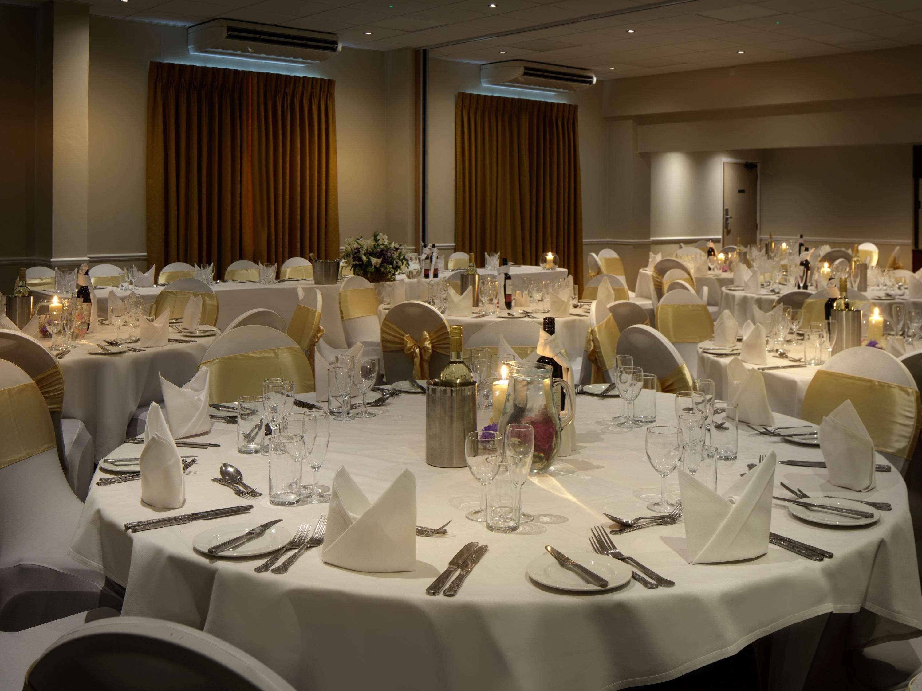 Mercure Hatfield Oak Hotel Exterior foto