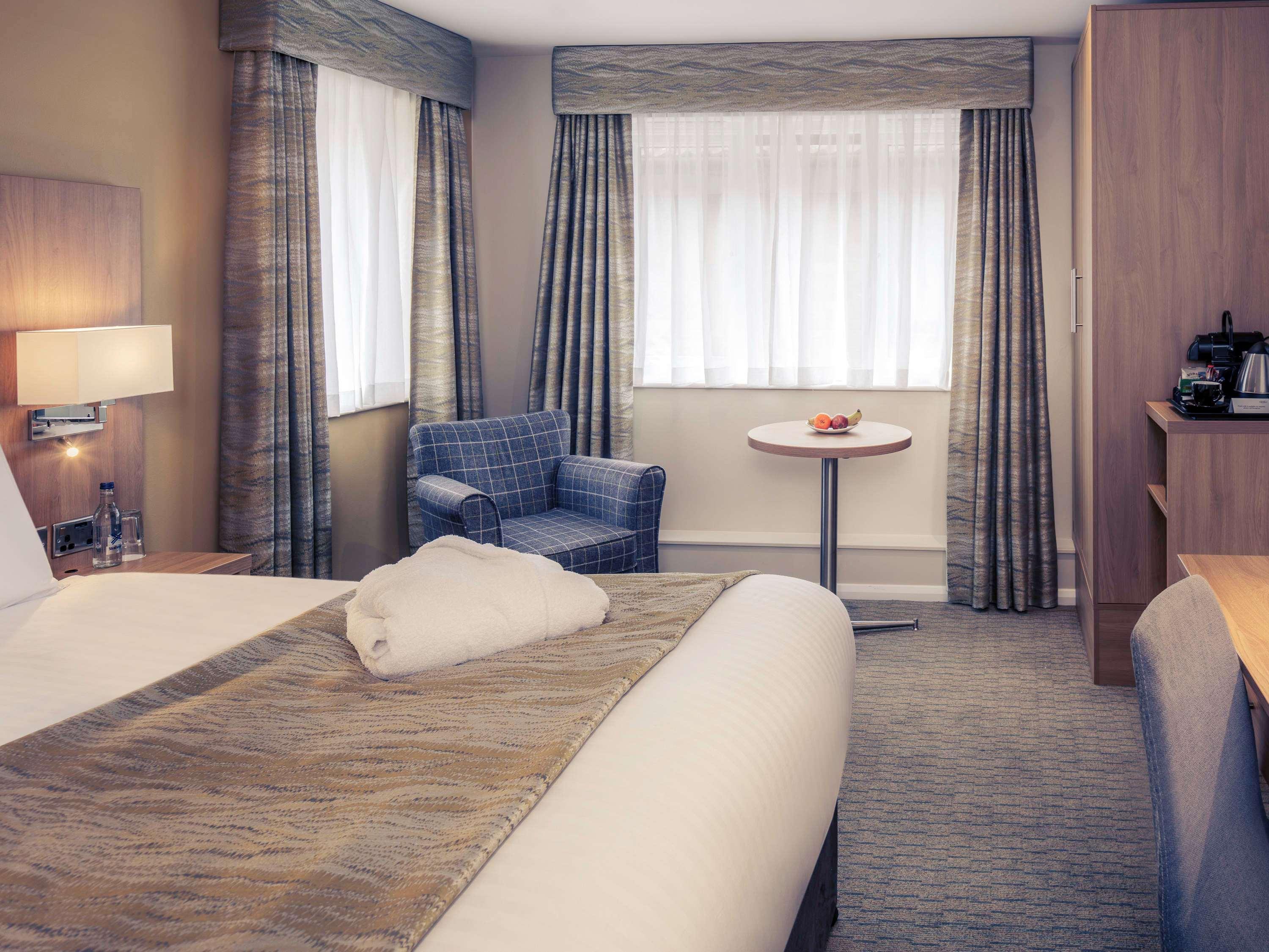 Mercure Hatfield Oak Hotel Exterior foto